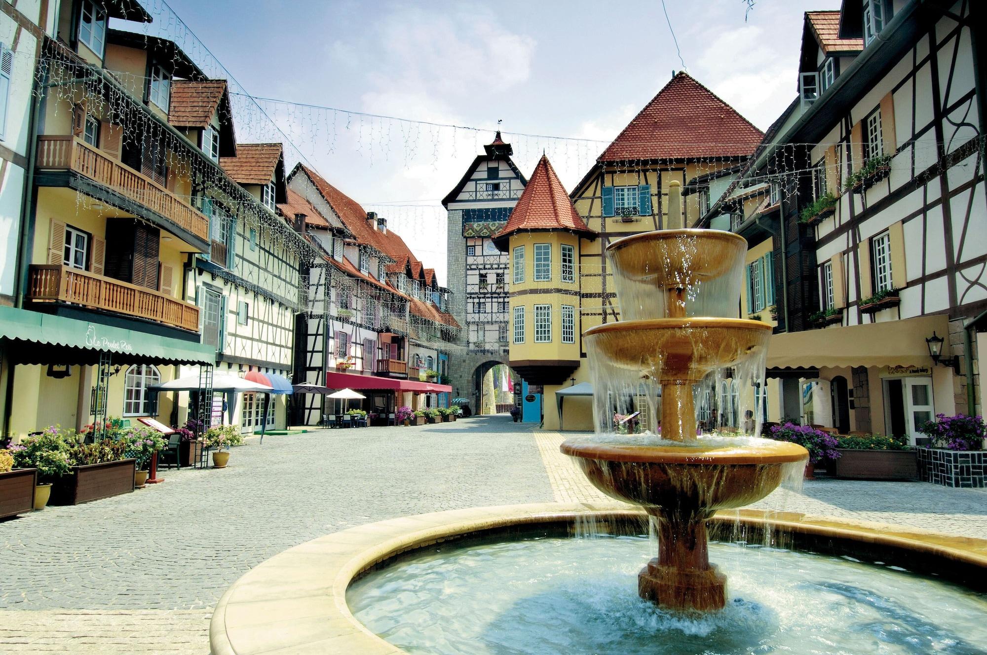Colmar Tropicale Hotel Bukit Tinggi Exterior photo