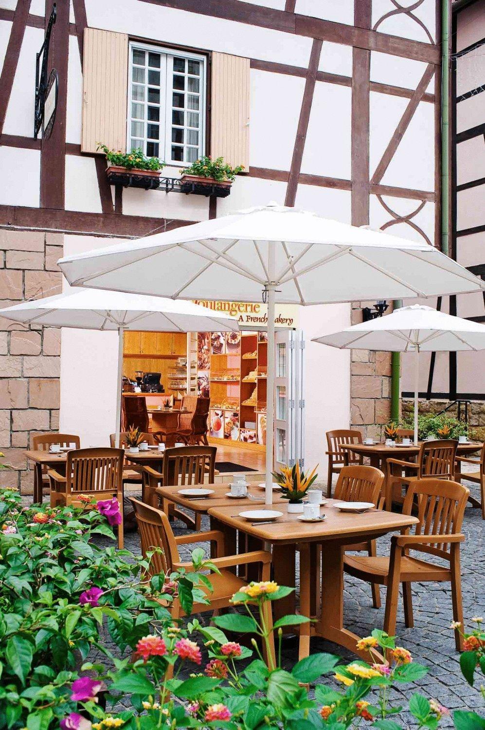 Colmar Tropicale Hotel Bukit Tinggi Exterior photo