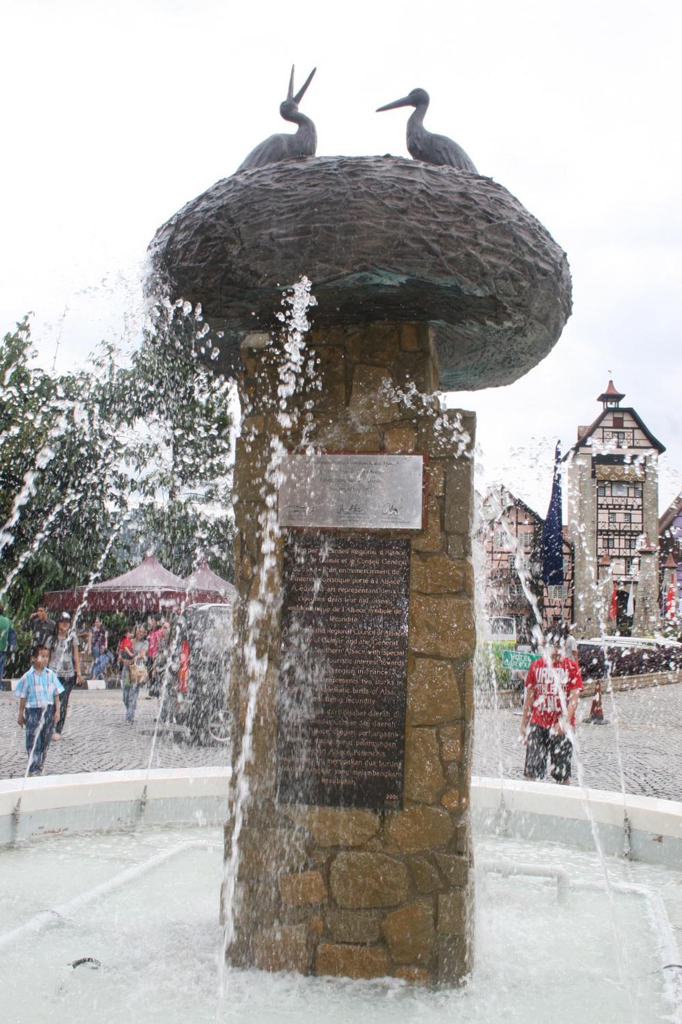 Colmar Tropicale Hotel Bukit Tinggi Exterior photo